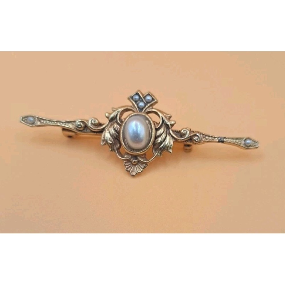 Victorian Revival Bar Brooch Faux Seed Pearl Oval Cabochon Floral 2.25" Vintage